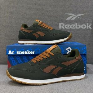 Sepatu Sneaker Rebook